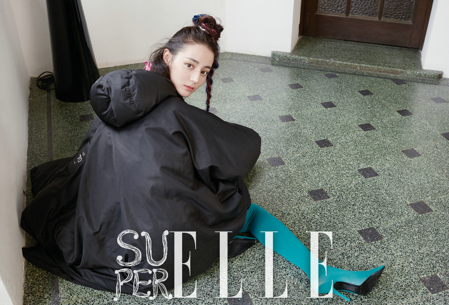 Популярная актриса Дильраба попала на обложку первого номера журнала SuperELLE