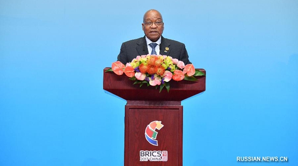 ЮАР примет саммит БРИКС в 2018 году -- президент