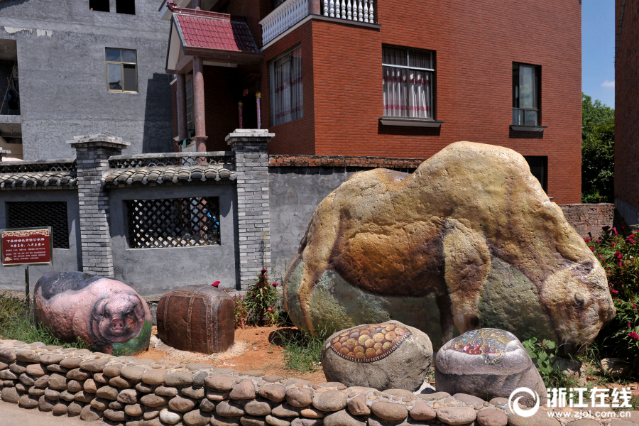 Зоопарк из камней в городе Цзиньхуа, пров. Чжэцзян