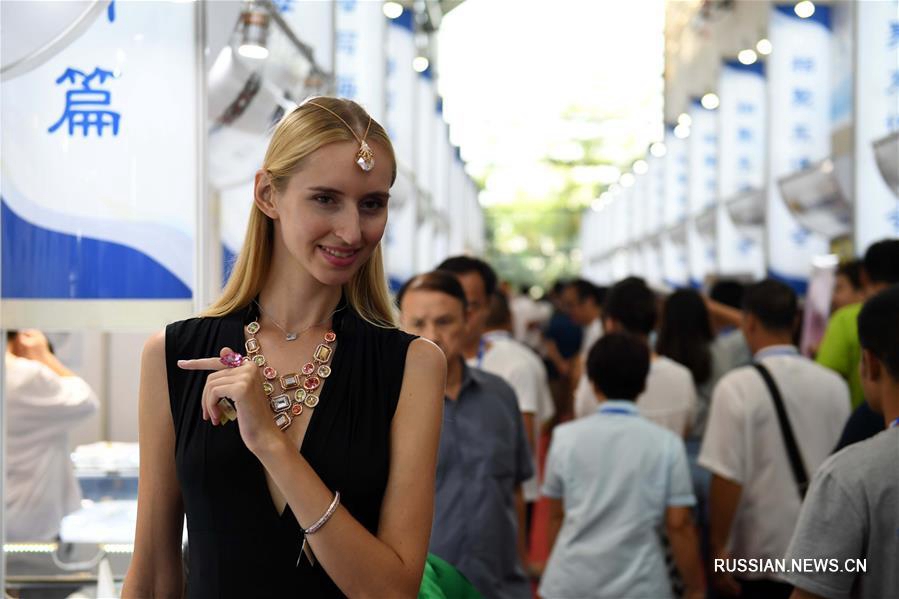 Краски мира на ярмарке Китай-АСЕАН