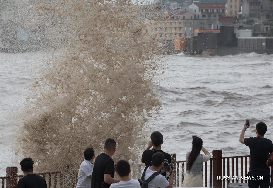 Провинция Чжэцзян готовится к удару тайфуна 'Талим'