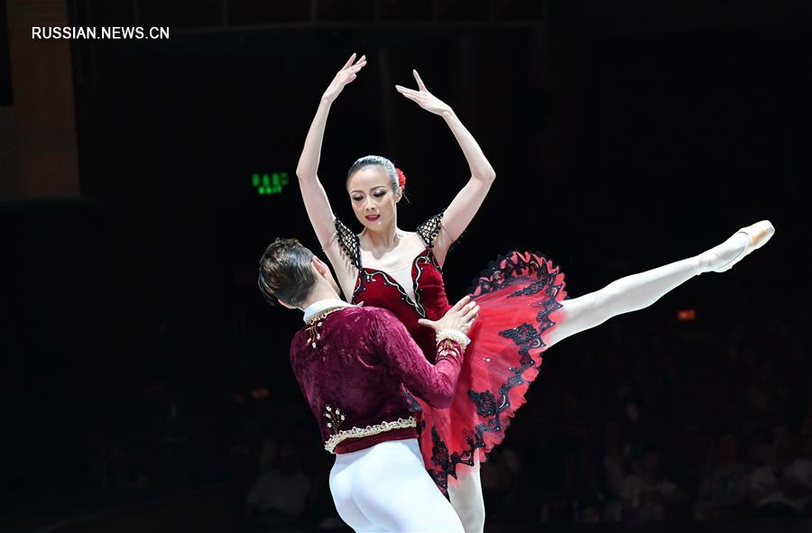 В Сямэне прошла 'Ночь балета стран БРИКС'