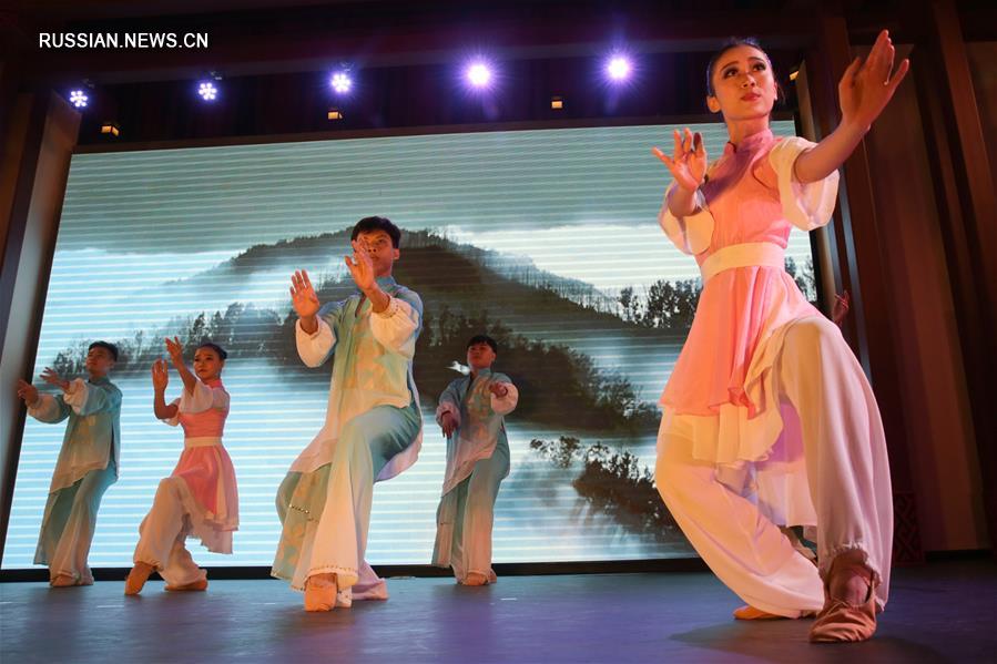Провинция Хайнань провела фестиваль культуры в Санкт-Петербурге
