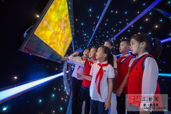 «Космический туннель» в школе г. Ханчжоу