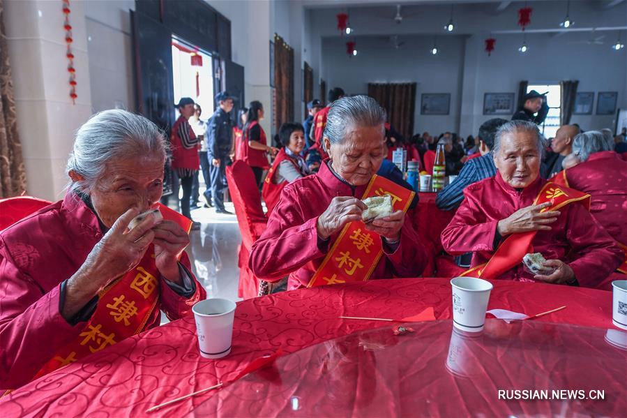 Благотворительные мероприятия по случаю праздника Чунъян на востоке Китая