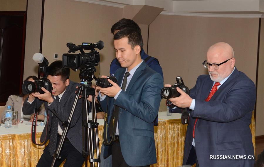 Посольство КНР в Узбекистане провело брифинг, посвященный 19-му съезду КПК