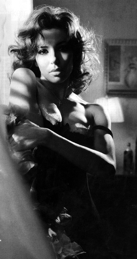 Eva Longoria, la mujer más sexy según revista masculina 'Maxim'11