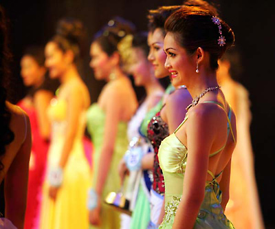 Transexuales en una competición de belleza en Tailandia3
