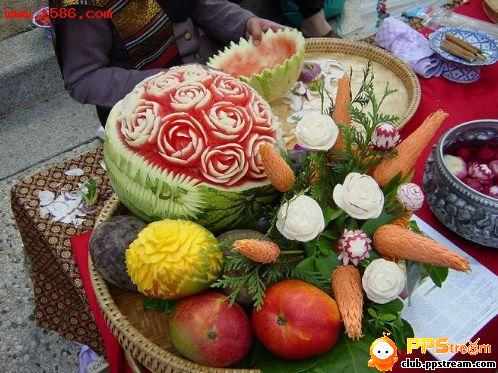 Esculturas con frutas y verduras 6