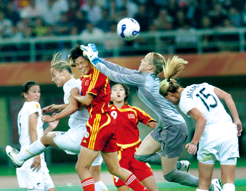 China pasa a cuartos de final en Copa Mundial Femenil de Fútbol 8