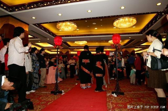 En una boda tradicional china 011