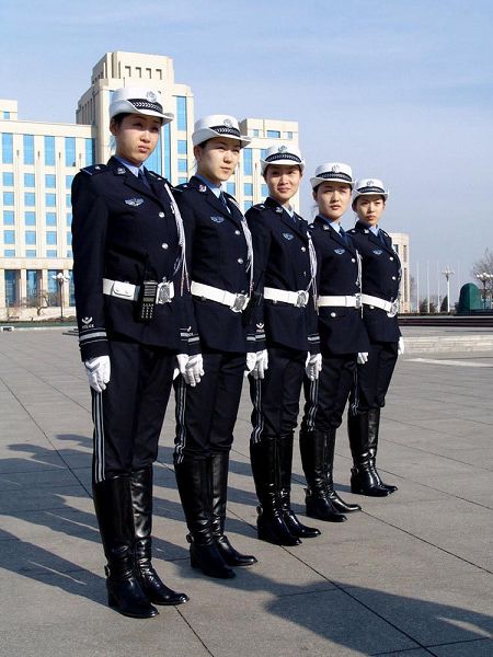 Mujeres policías más bellas en China 8