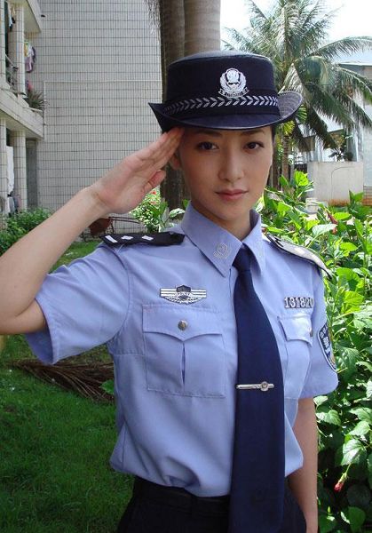 Mujeres policías más bellas en China 9