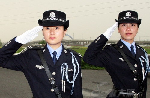 Mujeres policías más bellas en China 14