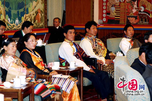 delegados del XVII Congreso Nacional del PCCh, Tibét 11