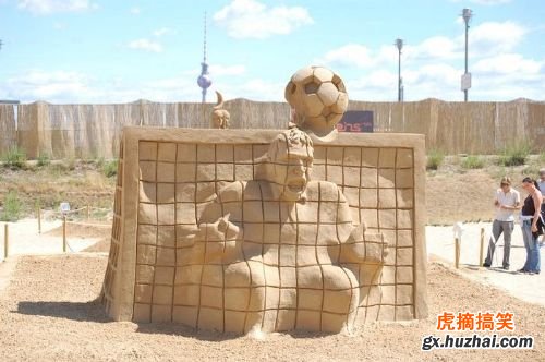Esculturas en la arena 005