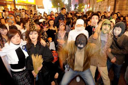 Conmemoración del Día de los Muertos en China 002