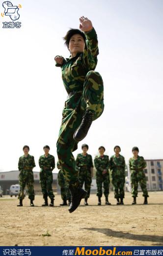 Las mujeres policías chinas3