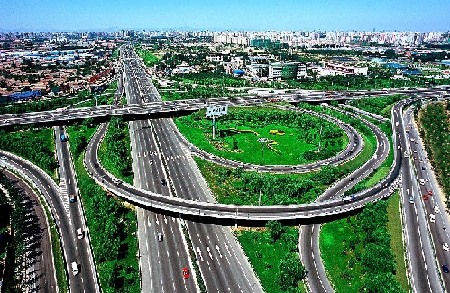 La magnitud de las ciudades chinas se expande rápido. En la foto, un suburbio de Beijing visto desde el aire.