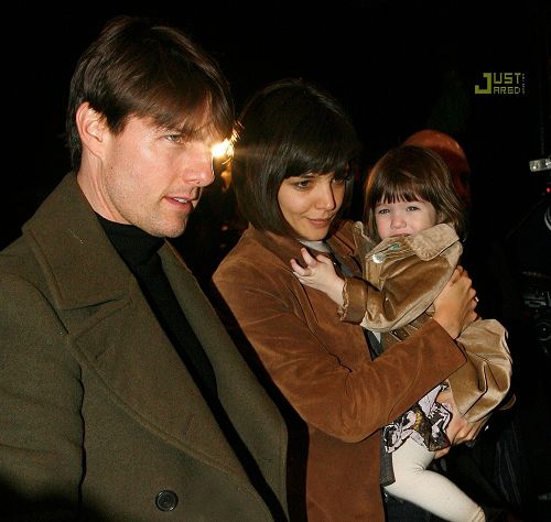 Tom Cruise, Katie Holmes y su preciosa hija en Nueva York 7