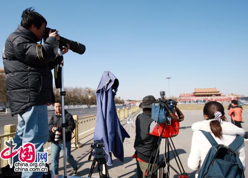 Los periodistas trabajando 9