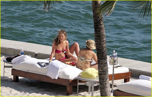 El bikini &apos;inexistente&apos; de Jennifer Aniston 7