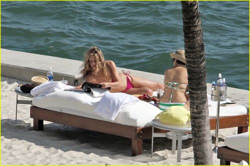 El bikini &apos;inexistente&apos; de Jennifer Aniston 9