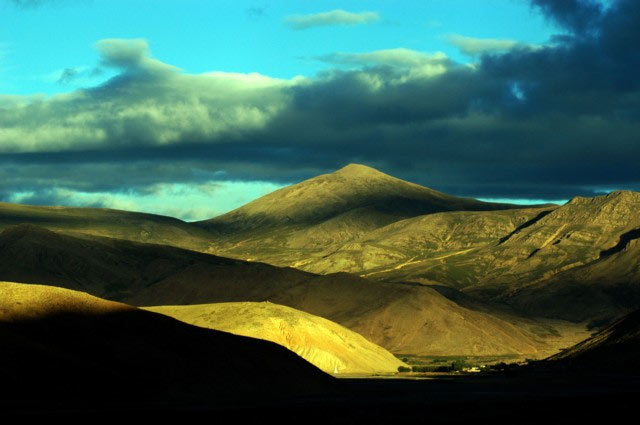 Paisaje del Tíbet a través de un objetivo 4