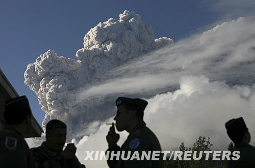 Erupción de Volcán Chaitén de Chile 3