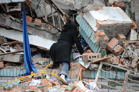 Tras el terremoto: rescate rápido sigue 5
