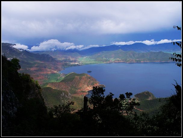 Lago Lugu en Lijiang, Yunnan 3