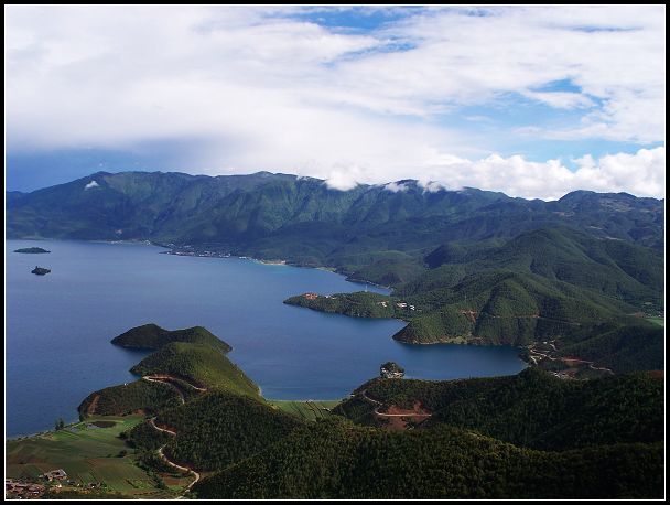 Lago Lugu en Lijiang, Yunnan 5