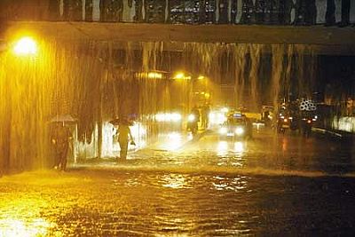 Lluvias en centro de China dejan 10 muertos y 2 desaparecidos 3