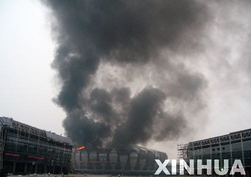 Un incendio en estadio al este de China 3