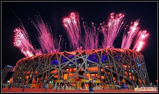 Magníficos fuegos artificiales en ensayo de inauguración para JJOO 10