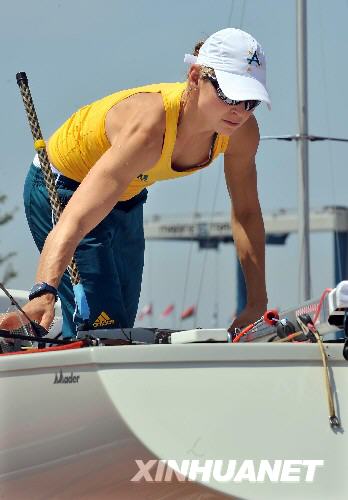 chicas deportistas de la navegación a vela15