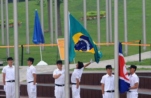 Fotos: La delegación brasileña iza su bandera en la Villa Olímpica