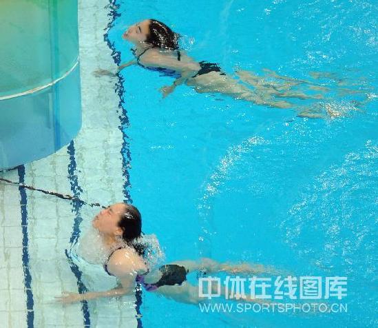 Guo Jingjing y Wu Minxia ganan medalla de oro en sincronizados 3m en JJOO de Beijing 1