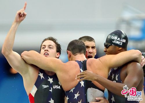 EEUU ganó el relevo de 4x100m libres masculino5