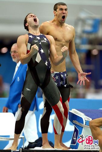 EEUU ganó el relevo de 4x100m libres masculino8