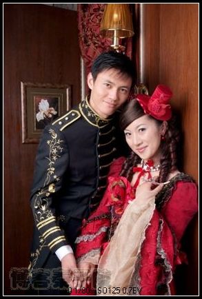 El campeón chino y su esposa hermosa 5