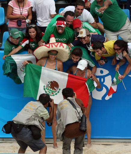 Partidarios muestran entusiasmo en las Olimpiadas 1