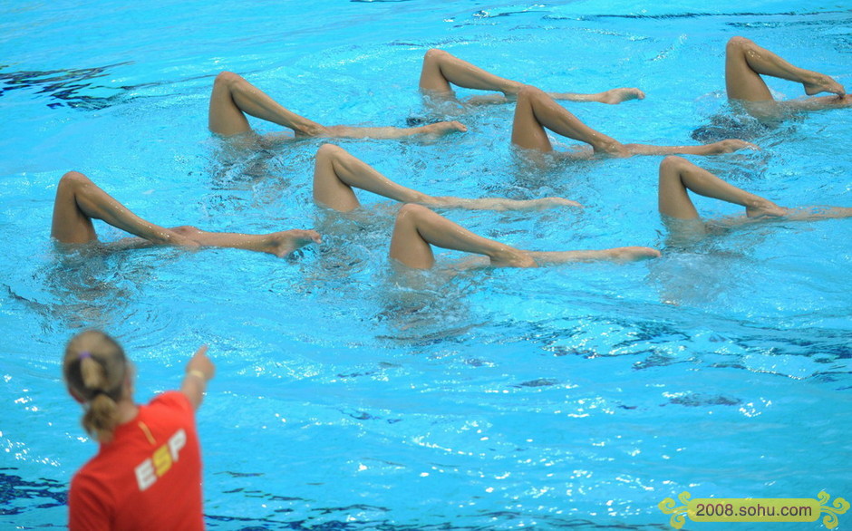 Deportistas españolas de natación sincronizada en Cubo de Agua 5