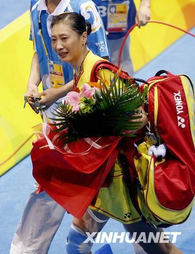 ZHANG NING GANA ORO DE INDIVIDUAL FEMENINO DE BADMINTON3