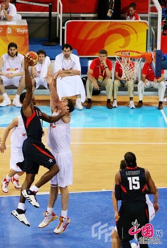 Ganó el equipo EEUU a España en el baloncesto olímpico varonil5