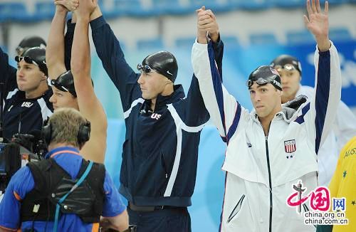 Phelps logra octavo oro en relevo masculino de 4x100m estilos10