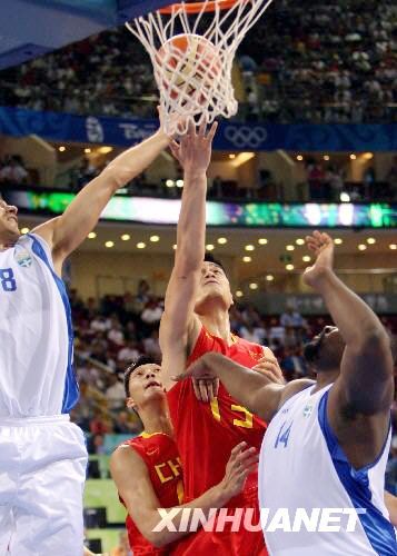 Beijing 2008-Baloncesto: China cae ante Grecia pero pasa a cuartos4