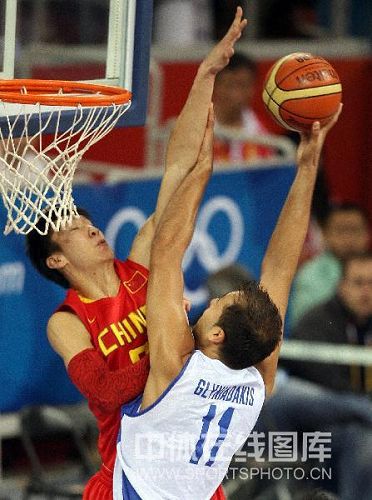 Beijing 2008-Baloncesto: China cae ante Grecia pero pasa a cuartos10