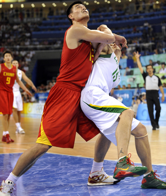 Beijing 2008-Baloncesto: China queda eliminada al perder 94-68 ante Lituania 5