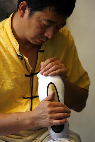 ¿Cómo son hechos los zapatos ‘Nei Lian Sheng’? 4